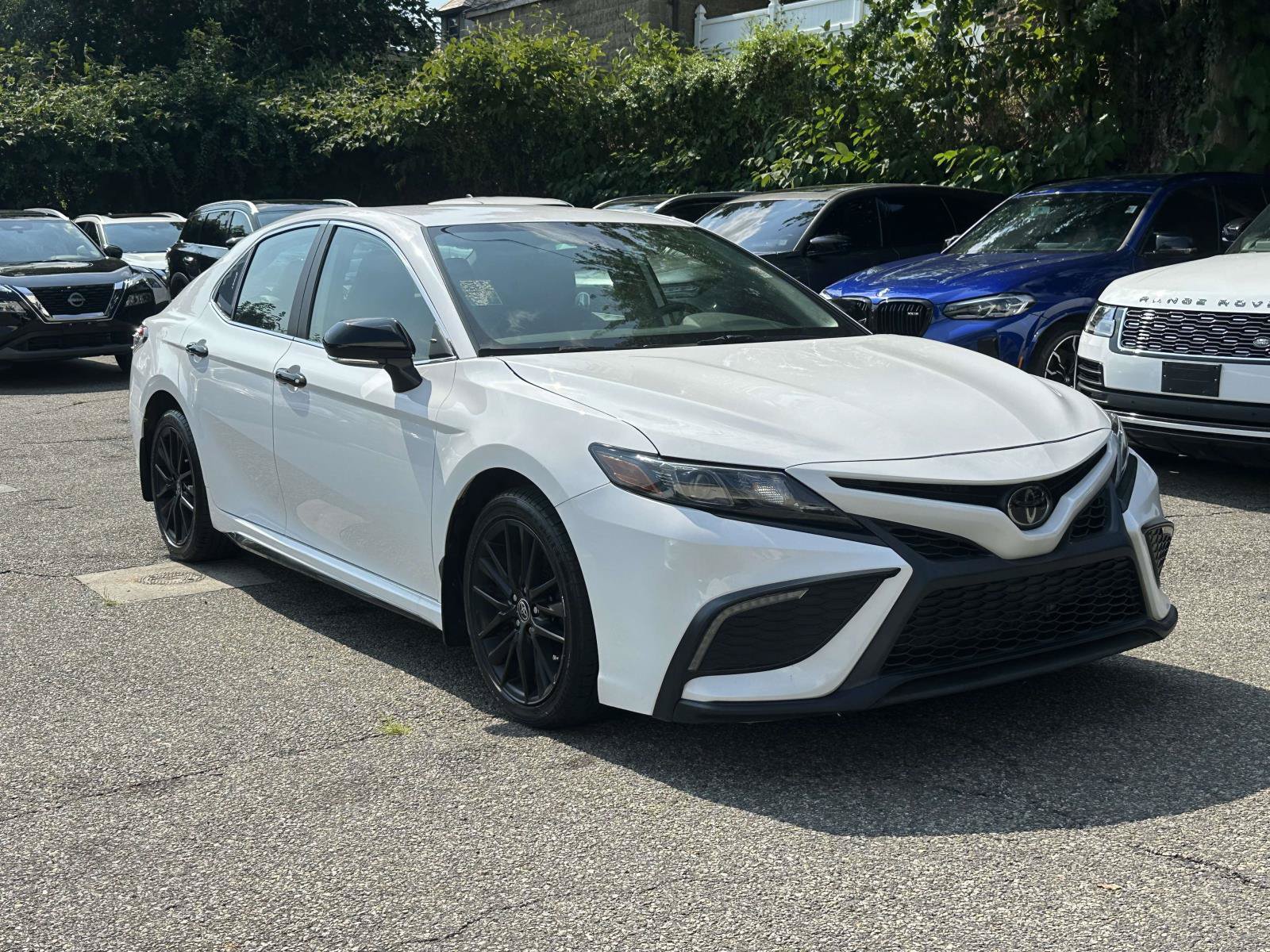 Used 2024 Toyota Camry SE w/ Convenience Package