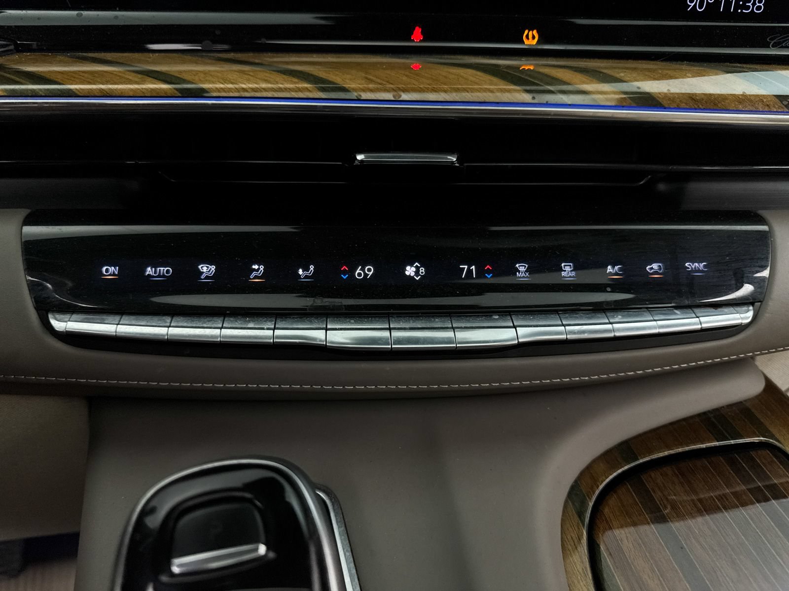 Used 2022 Cadillac Escalade Sport Platinum AWD/4WD image 27