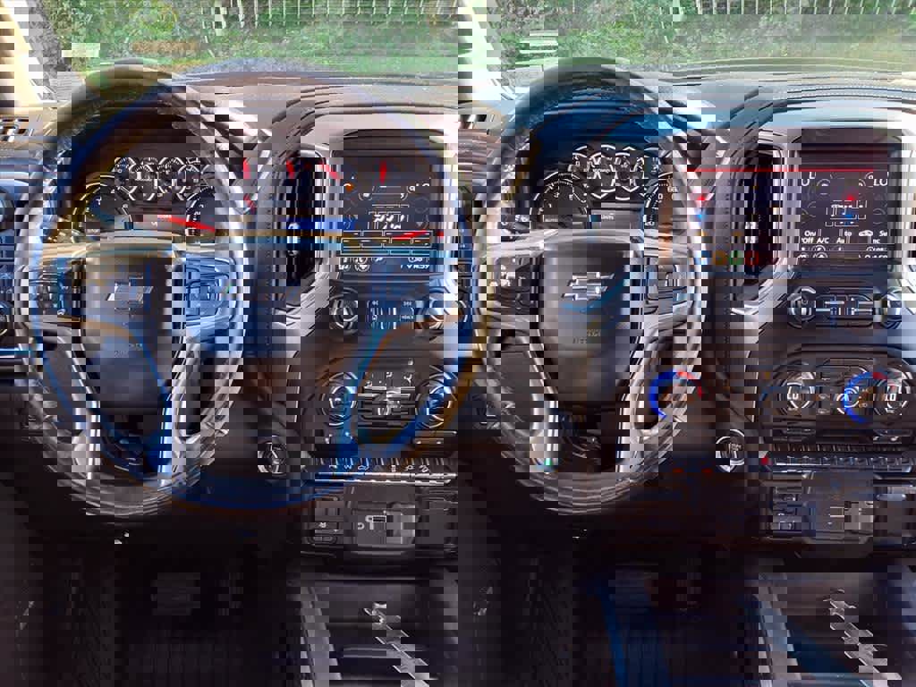 Used 2020 Chevrolet Silverado 1500 RST image 14