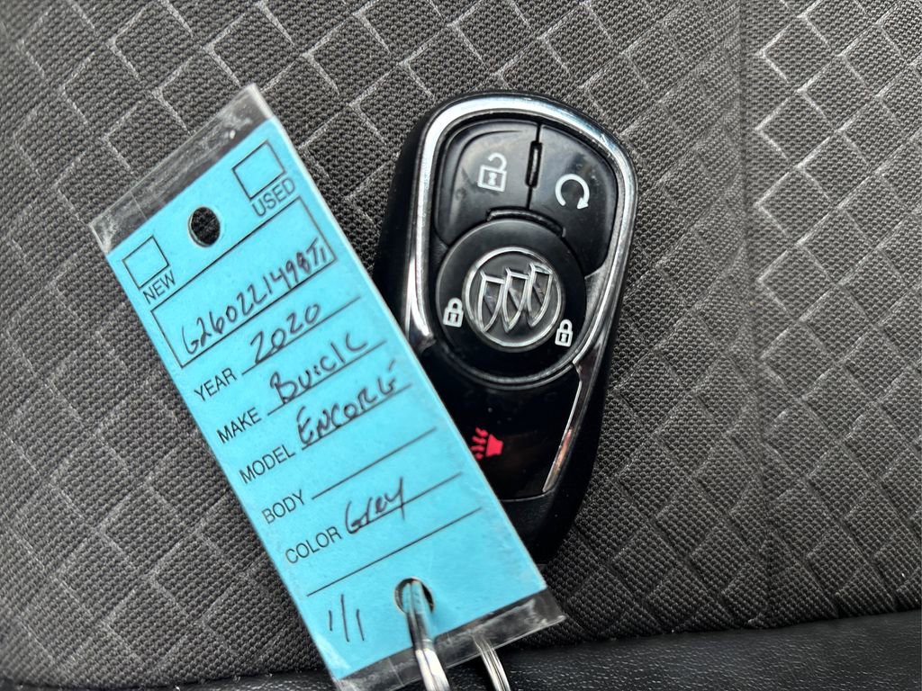 Used 2020 Buick Encore Sport Touring image 35