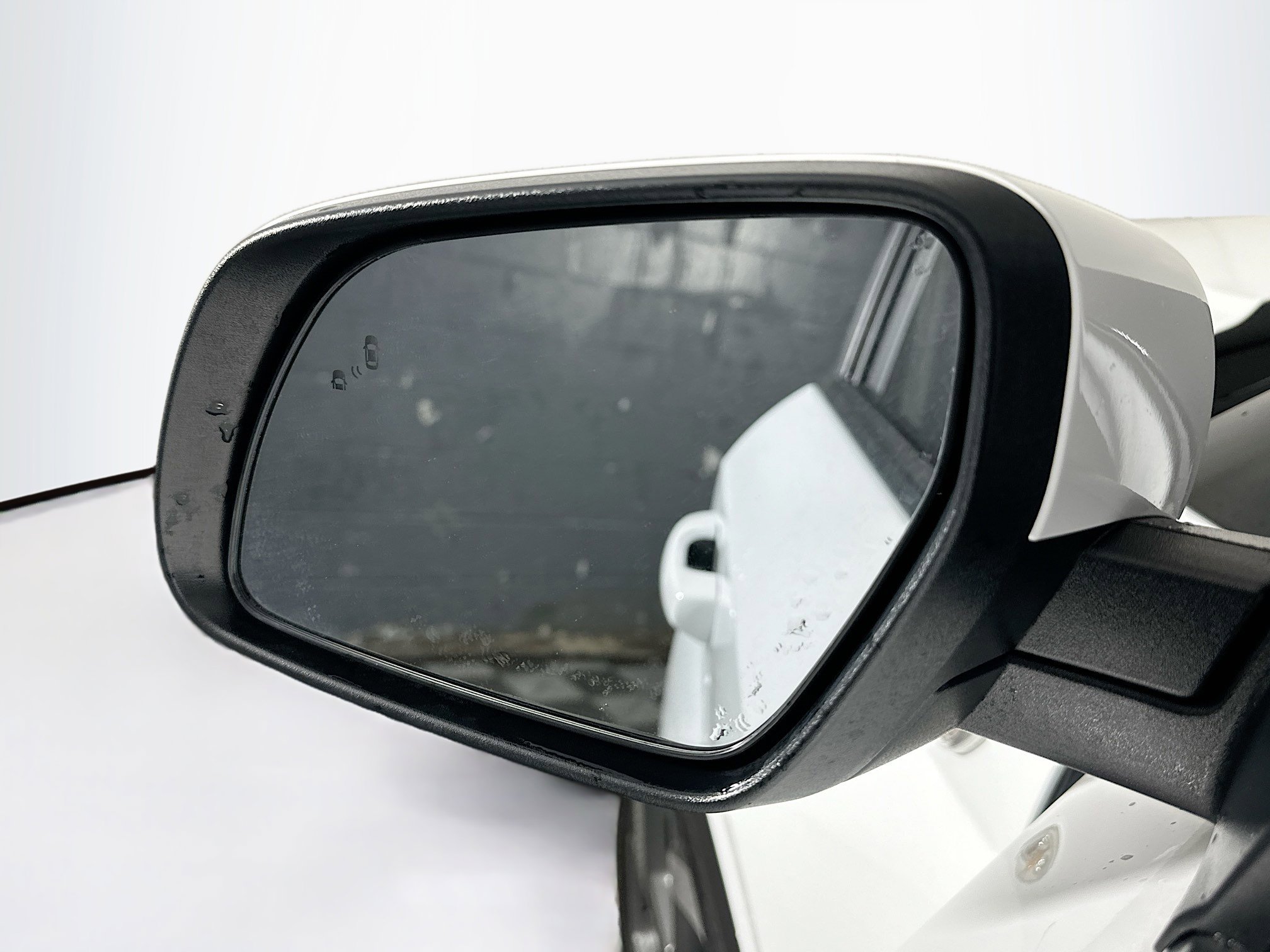 Used 2024 Hyundai Venue Limited image 16