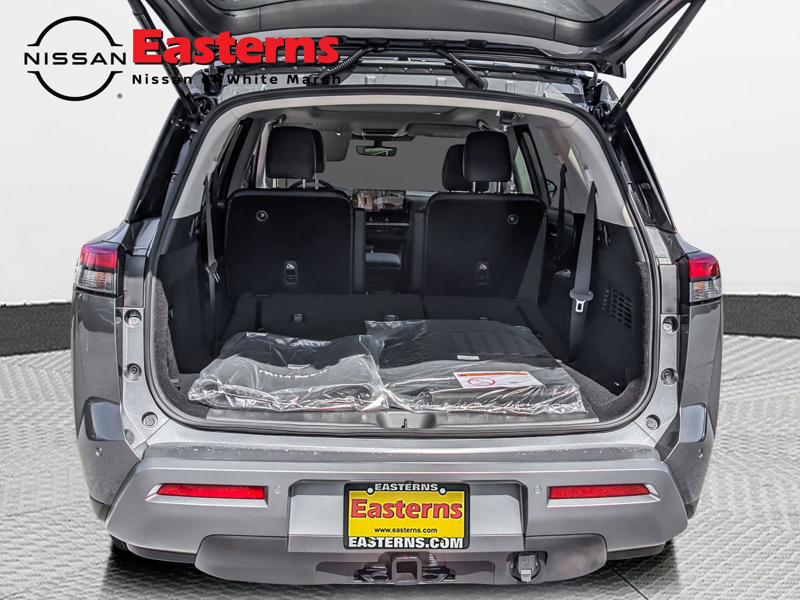 New 2026 Nissan Pathfinder SL w/ SL Premium Package AWD/4WD image 10