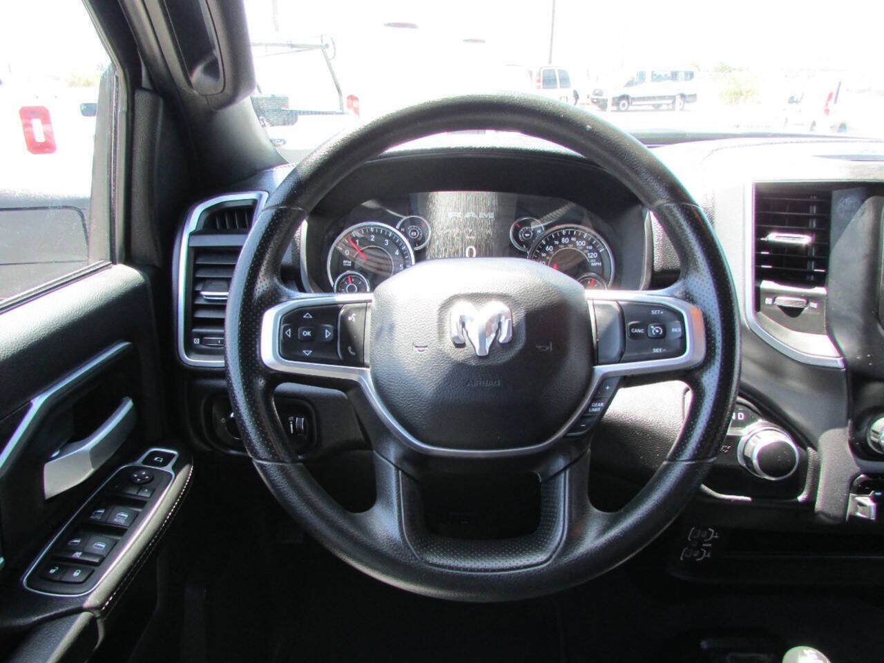 Used 2024 RAM 3500 SLT AWD/4WD image 25