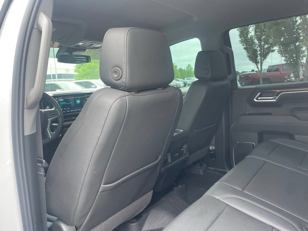 Used 2026 Chevrolet Silverado 1500 RST AWD/4WD image 23