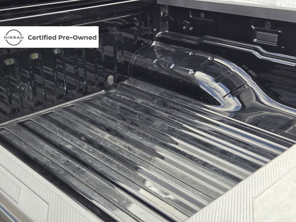 Certified 2023 Nissan Frontier SV w/ Midnight Edition Package RWD image 5