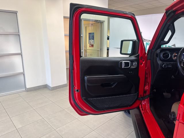 Used 2021 Jeep Wrangler Unlimited Sahara AWD/4WD image 12