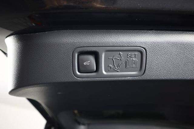 Used 2023 Ford Expedition Platinum AWD/4WD image 69