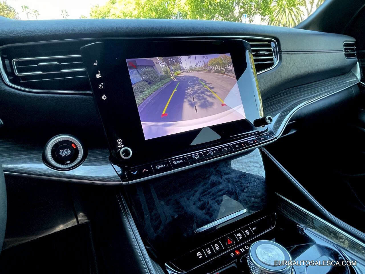 Used 2022 Jeep Wagoneer Series II image 40