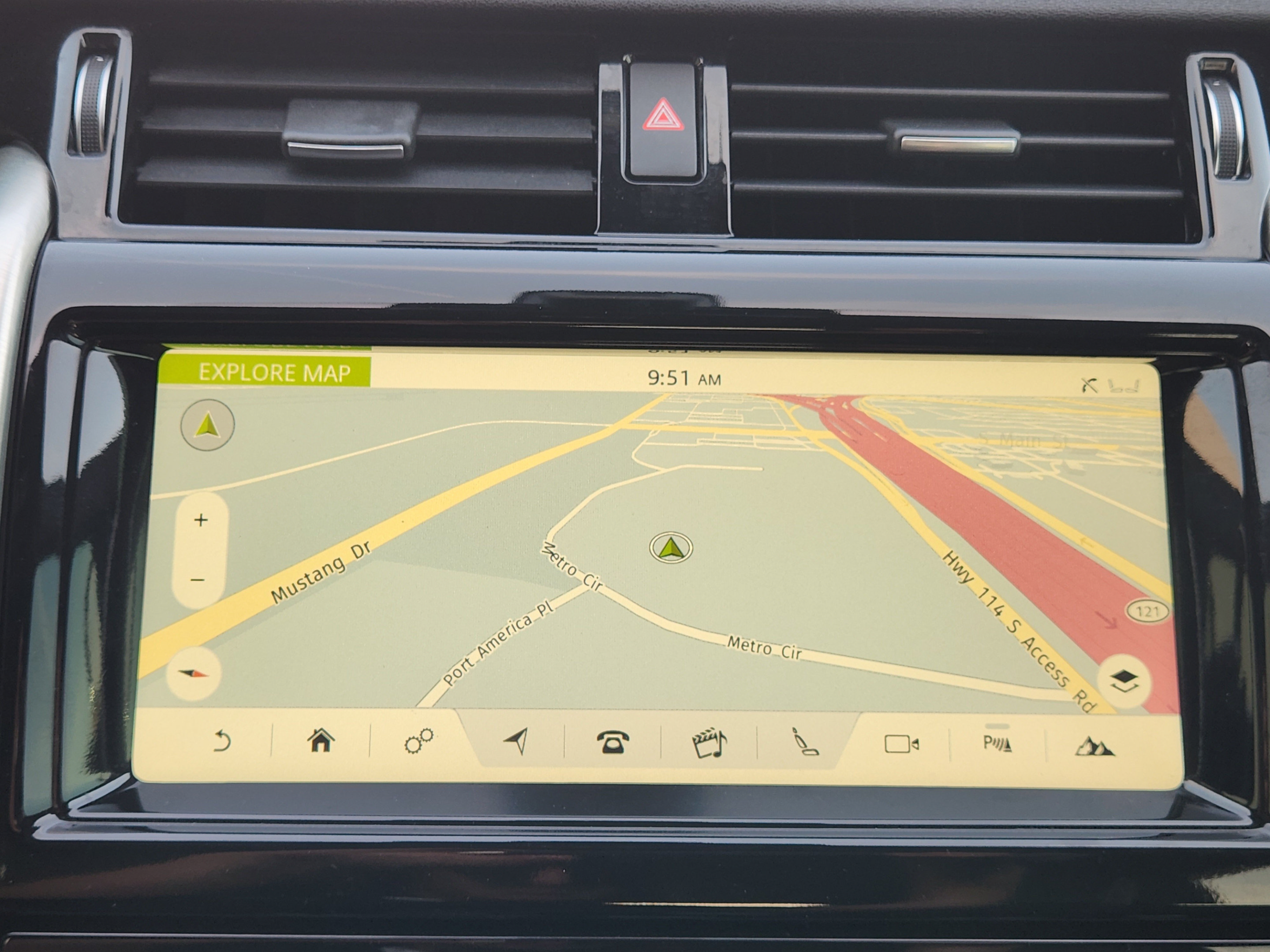 Used 2018 Land Rover Discovery HSE Luxury AWD/4WD image 12