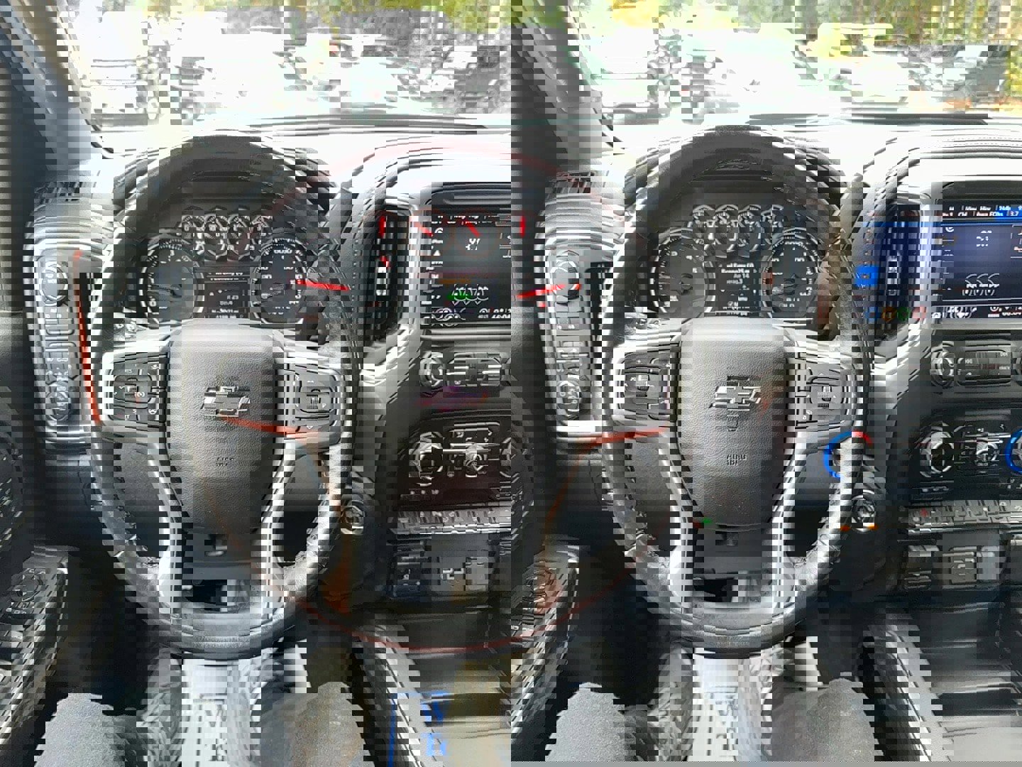 Used 2022 Chevrolet Silverado 2500 LTZ w/ LTZ Plus Package image 14