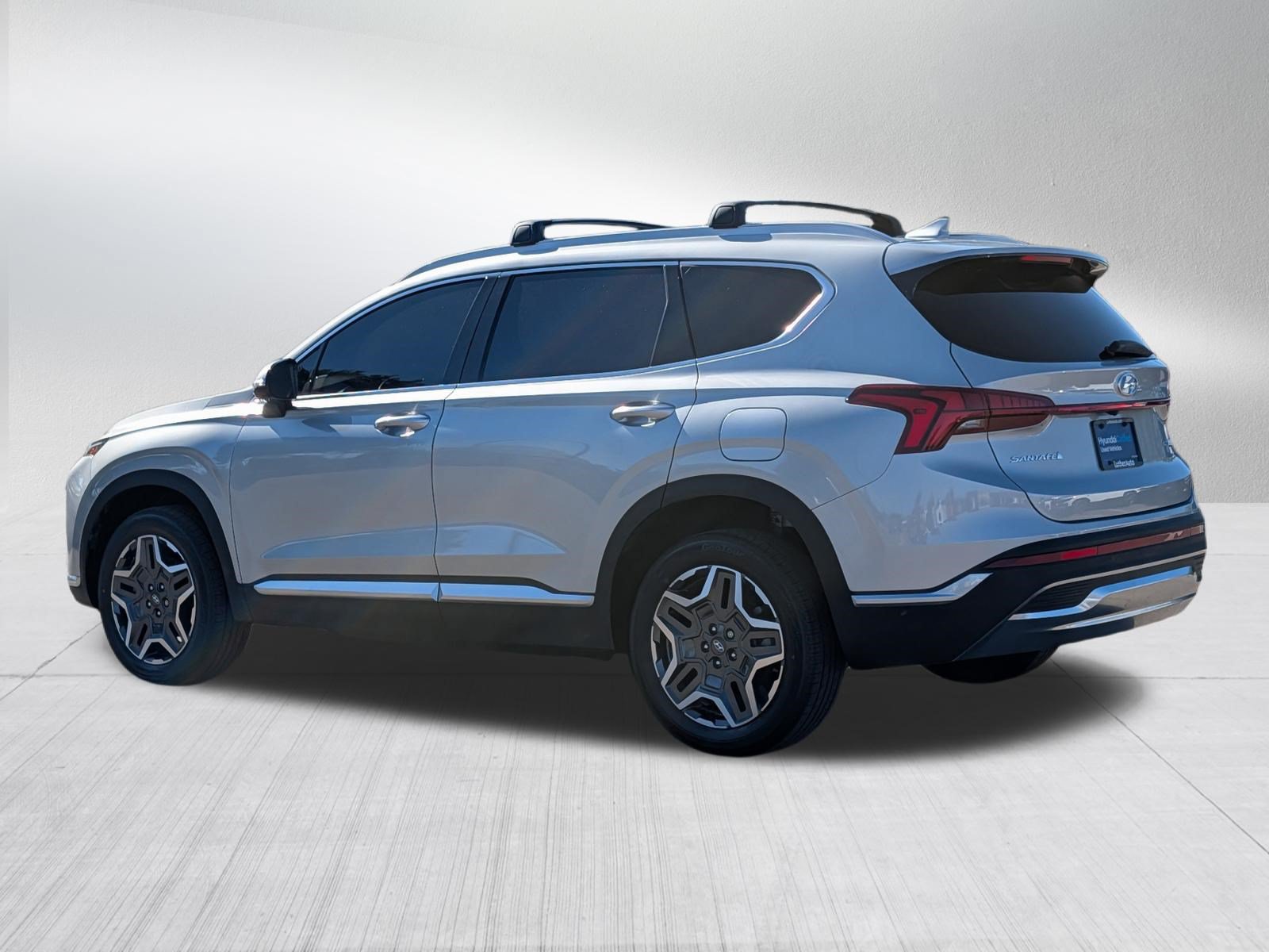 Certified 2022 Hyundai Santa Fe Limited AWD/4WD image 5