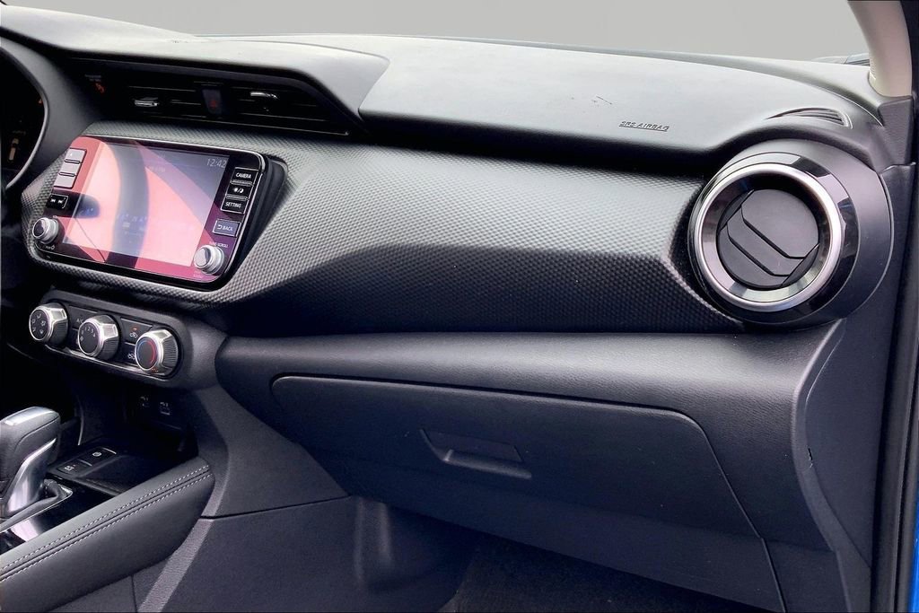 Used 2023 Nissan Kicks SV image 18