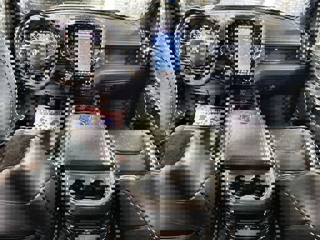 Used 2025 RAM 1500 Laramie image 26