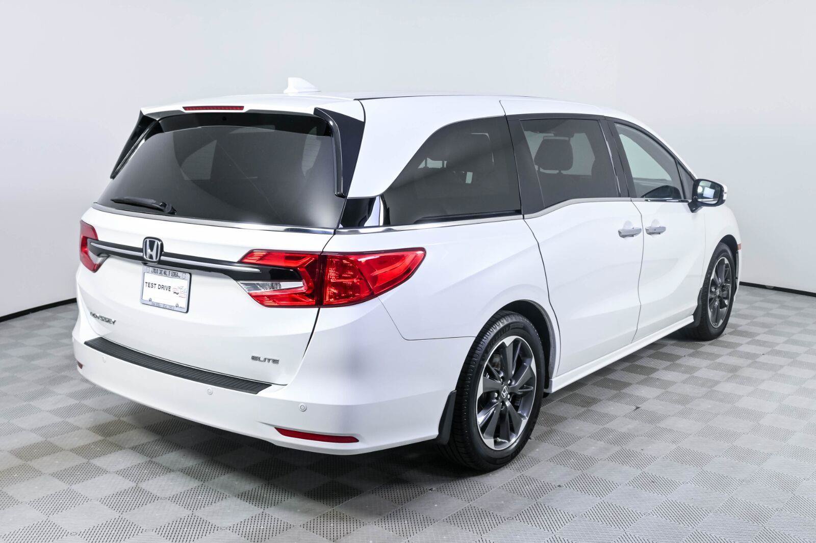 Used 2022 Honda Odyssey Elite image 27