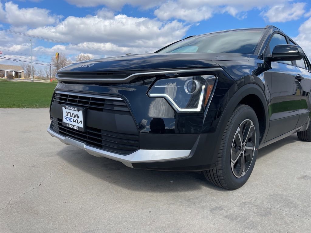 New 2026 Kia Niro LX FWD image 14