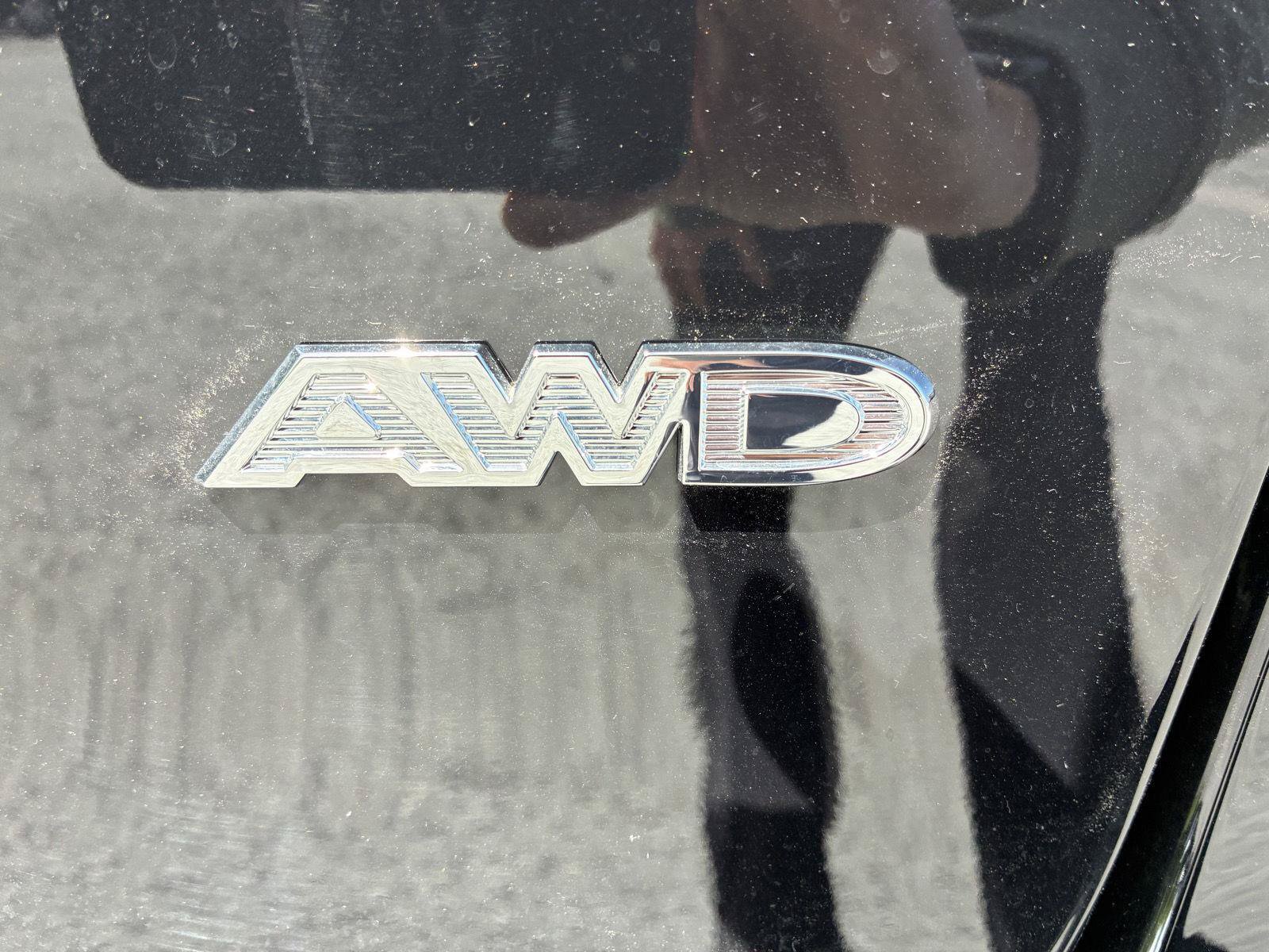 New 2027 Chrysler Pacifica Select AWD/4WD image 16