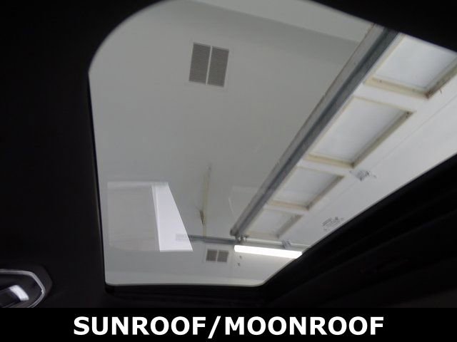 Certified 2023 Jeep Grand Cherokee Altitude image 11