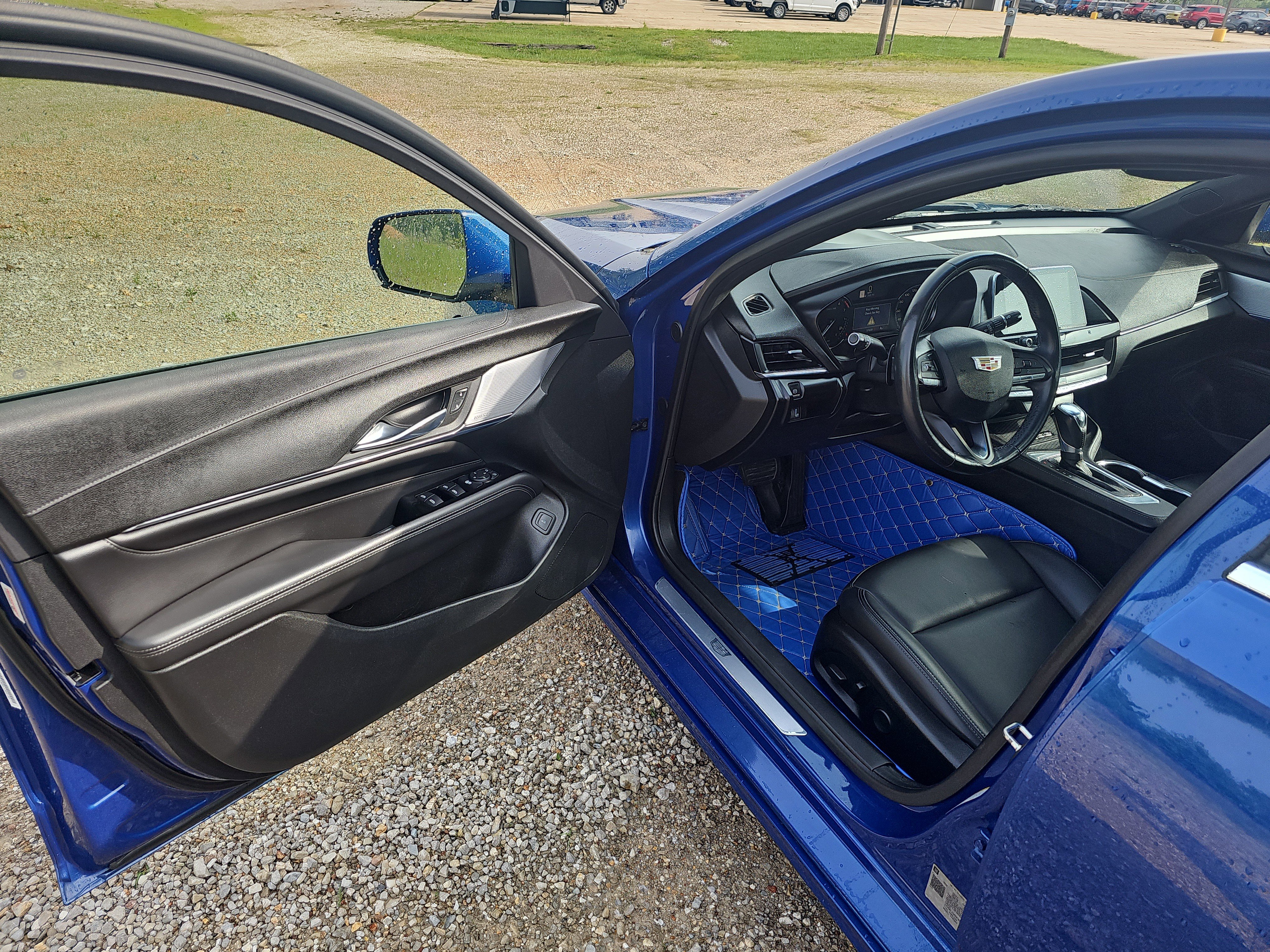 Used 2020 Cadillac CT4 Luxury w/ Sun And Sound Package RWD image 17