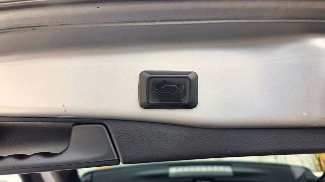 Used 2019 Toyota RAV4 XSE image 28