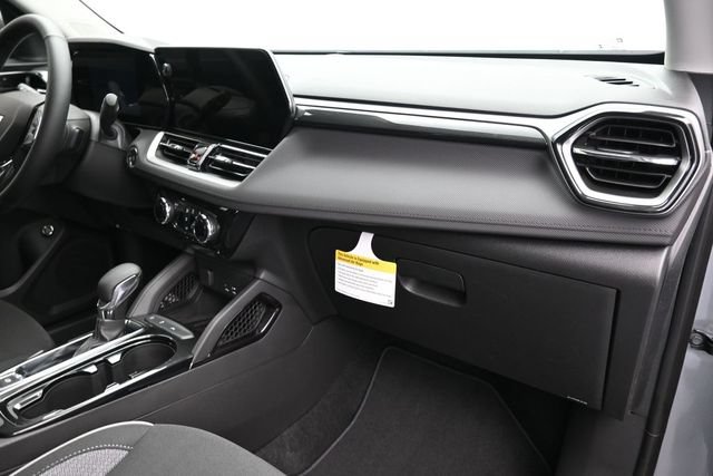 New 2026 Chevrolet TrailBlazer LT w/ Convenience Package FWD image 30