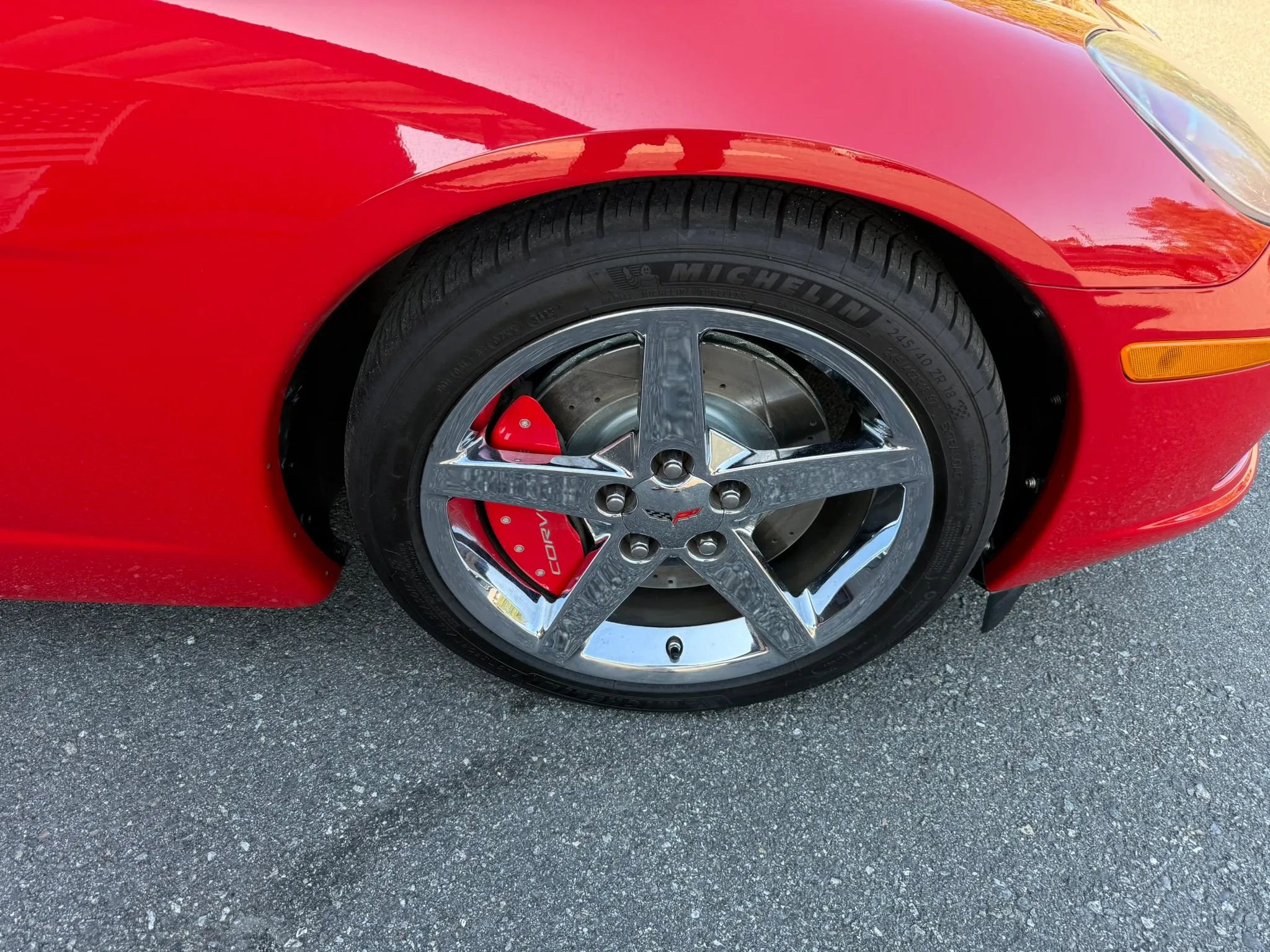 Used 2006 Chevrolet Corvette Convertible w/ Preferred Equipment Group RWD image 34