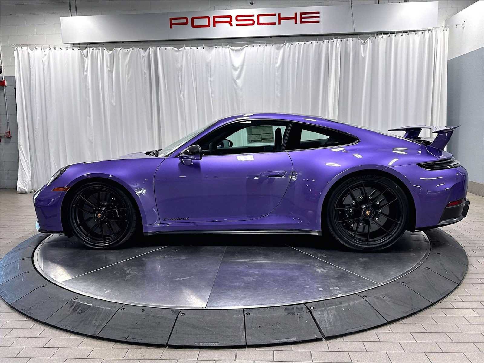 Used 2026 Porsche 911 Carrera 4 GTS AWD/4WD image 2