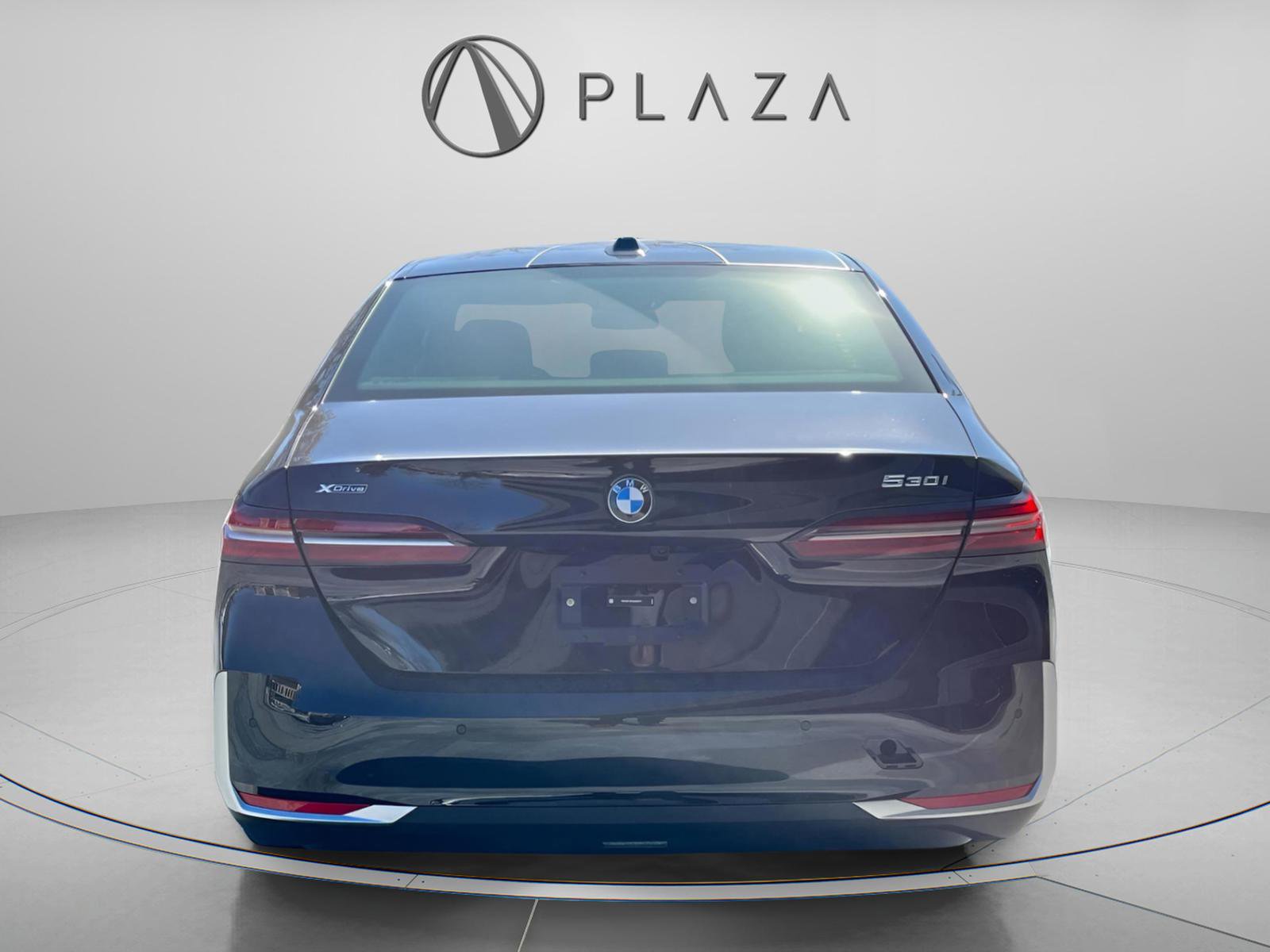 Certified 2025 BMW 530i xDrive w/ Premium Package image 5