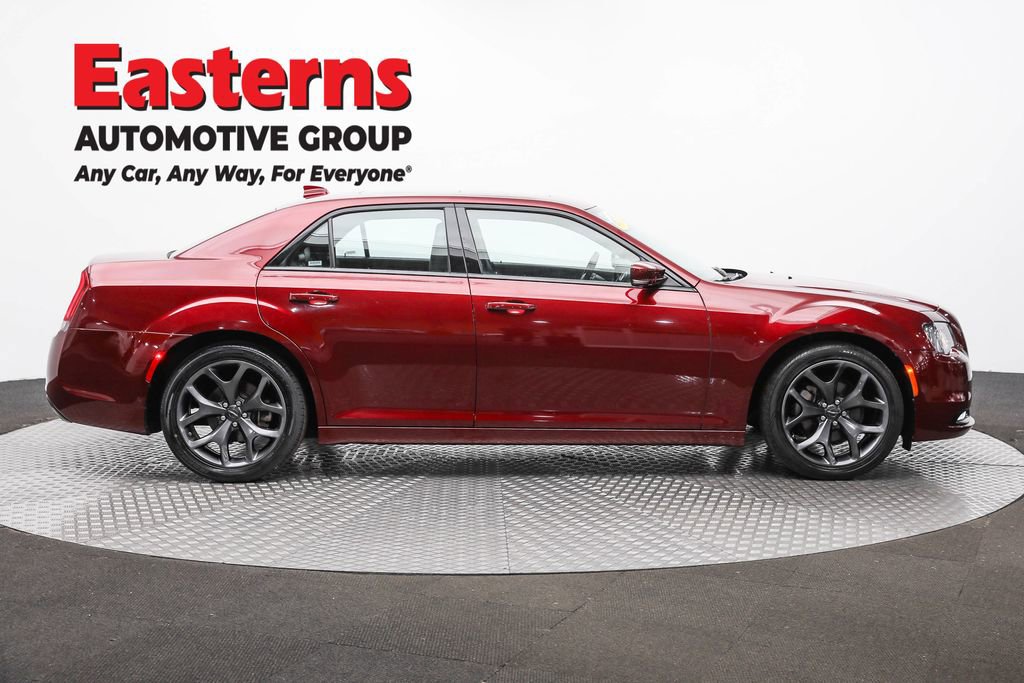 Used 2023 Chrysler 300 S image 4