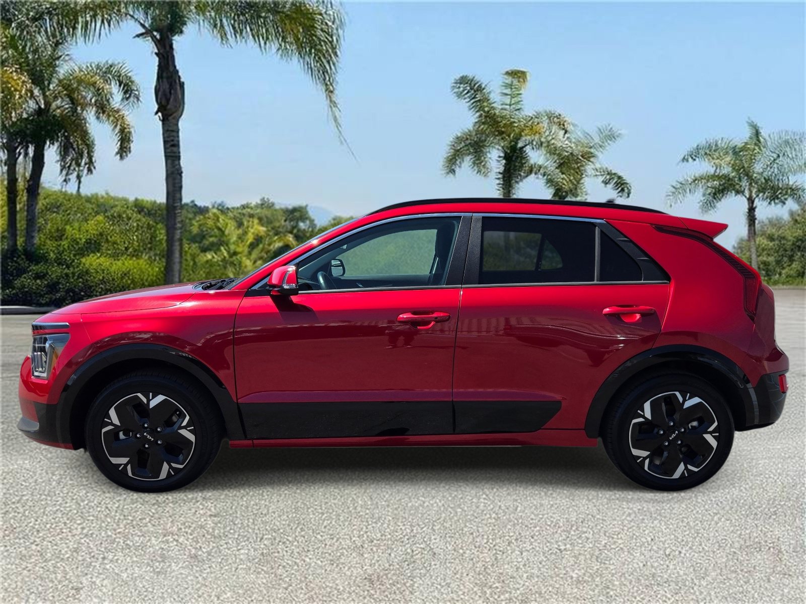 Used 2024 Kia Niro Wind FWD video 2