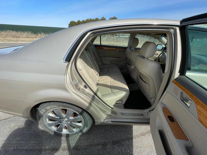 Used 2007 Toyota Avalon Limited image 28