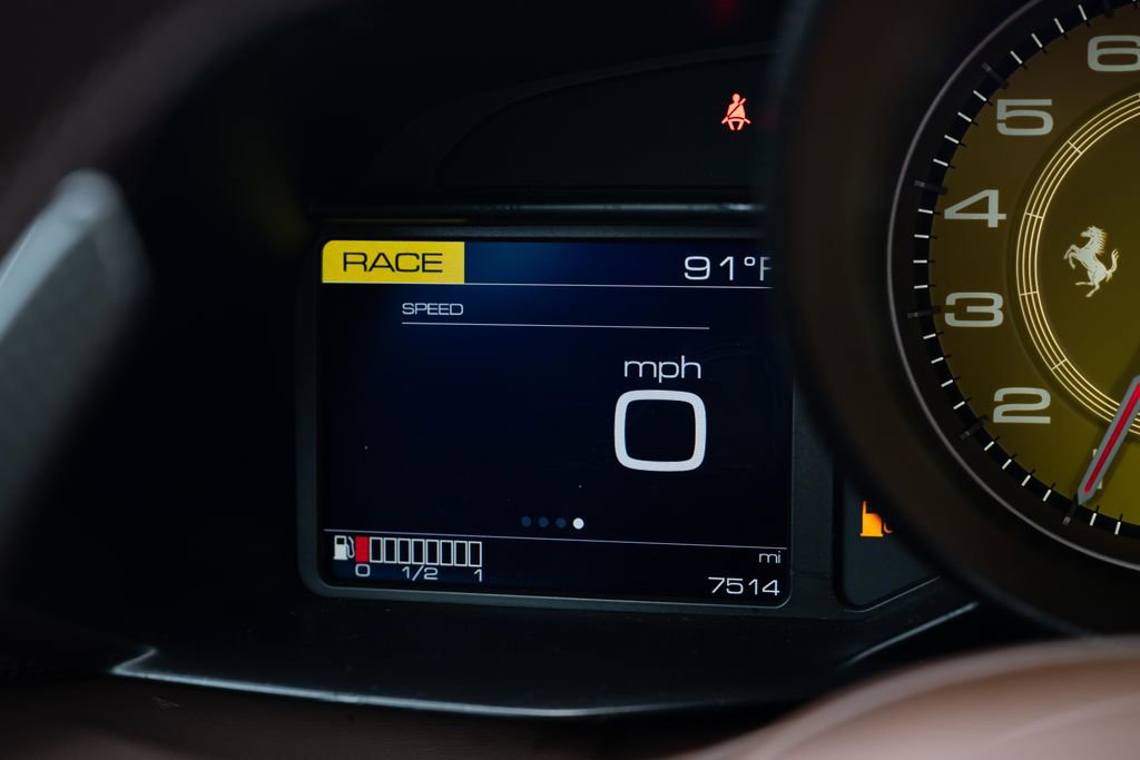 Used 2018 Ferrari 488 Spider RWD image 43