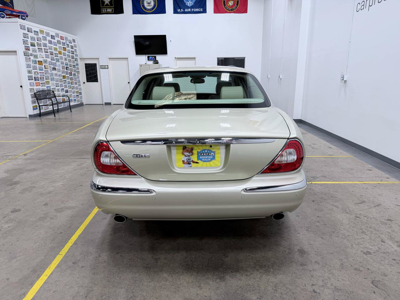 Used 2006 Jaguar XJ8 RWD image 6