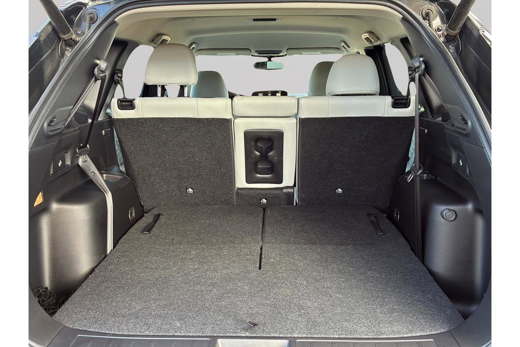 Used 2023 Mitsubishi Outlander SEL image 10