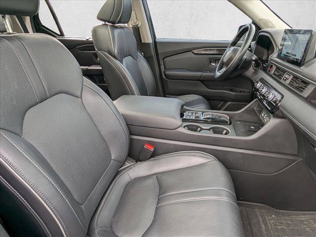 Used 2023 Honda Pilot Elite image 22