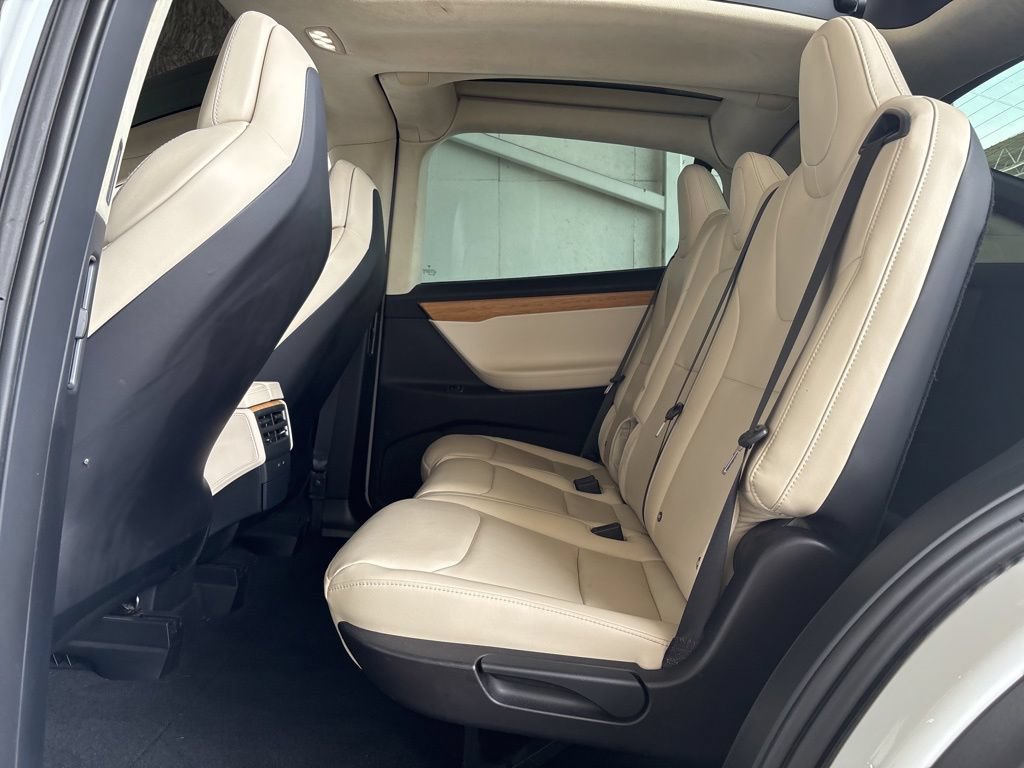 Used 2018 Tesla Model X 100D AWD/4WD image 18