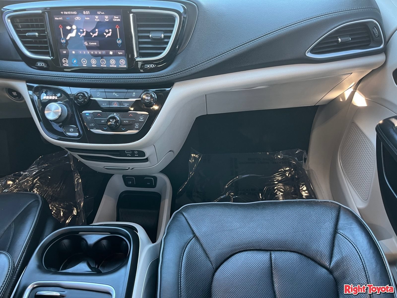 Used 2020 Chrysler Pacifica Limited FWD image 18