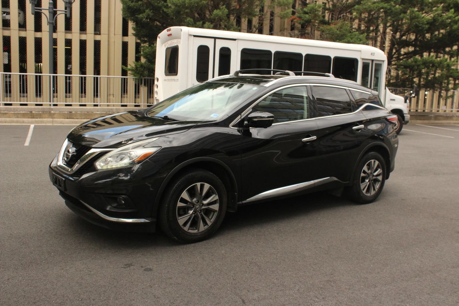 Used 2015 Nissan Murano SL w/ SL Technology Package AWD/4WD image 12