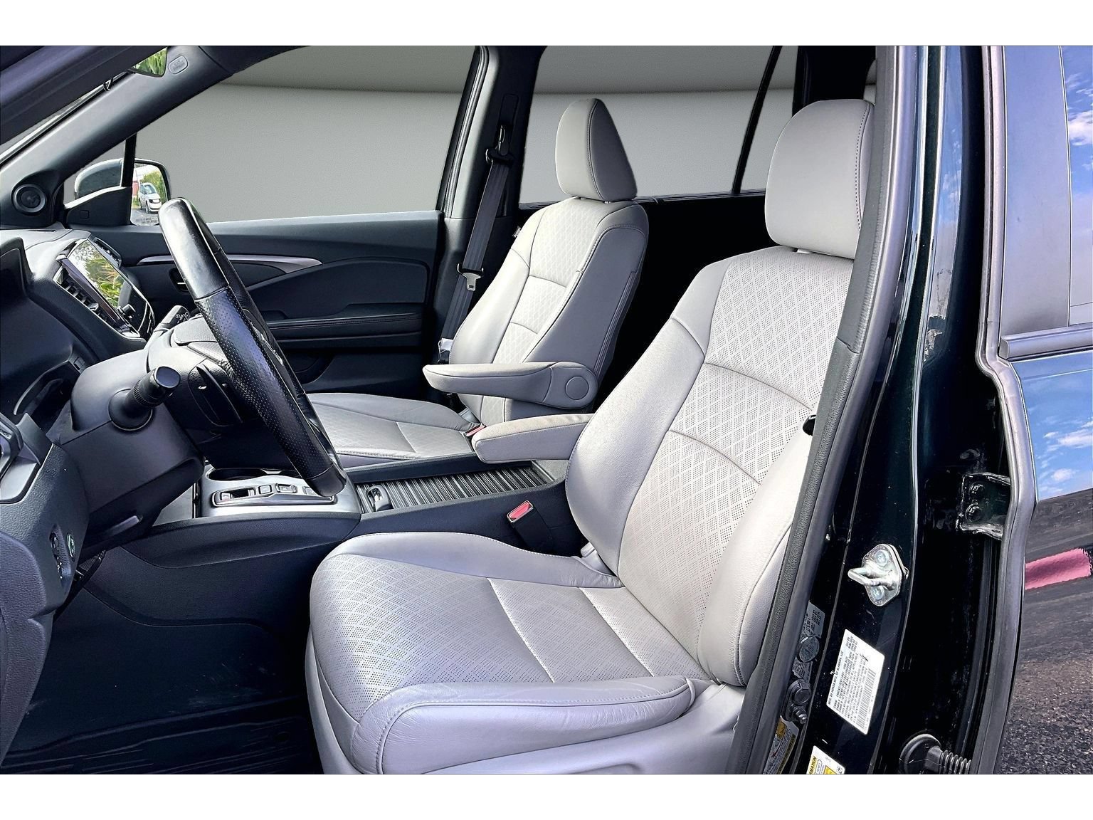 Used 2020 Honda Passport EX-L image 31