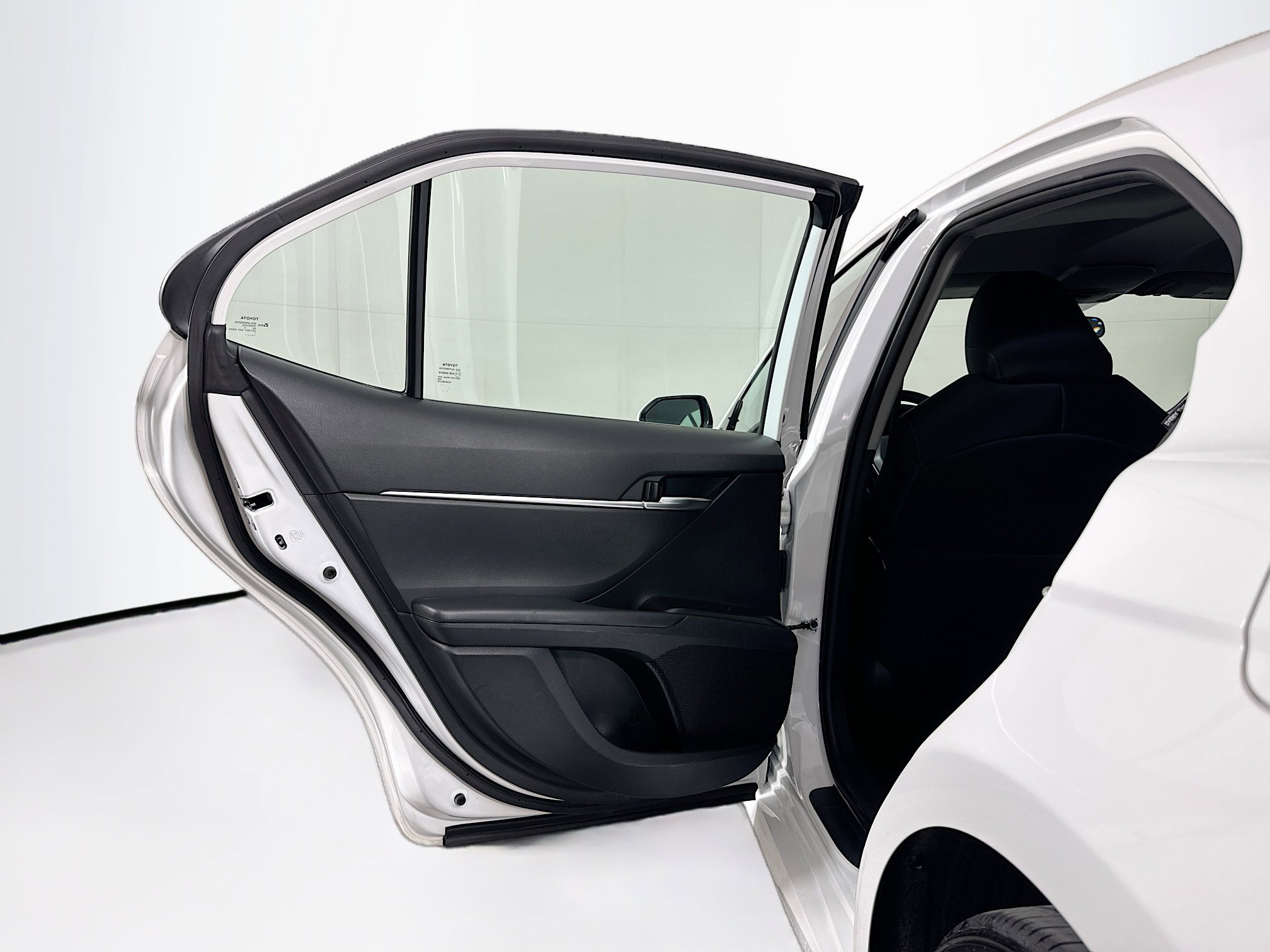 Used 2024 Toyota Camry LE image 24