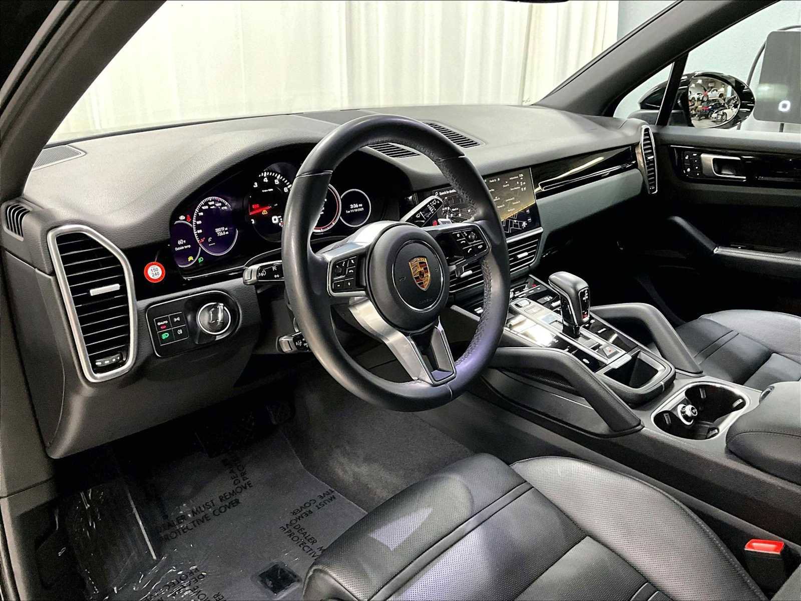 Used 2022 Porsche Cayenne image 7