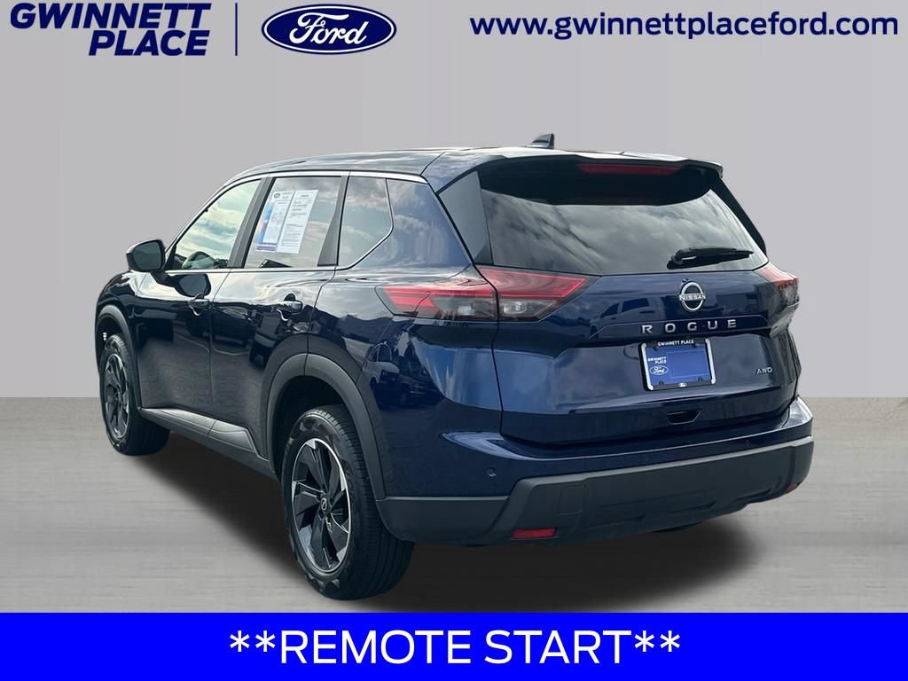 Used 2025 Nissan Rogue SV AWD/4WD image 8