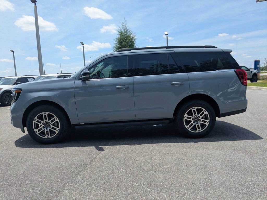 New 2026 Ford Expedition Active RWD image 7