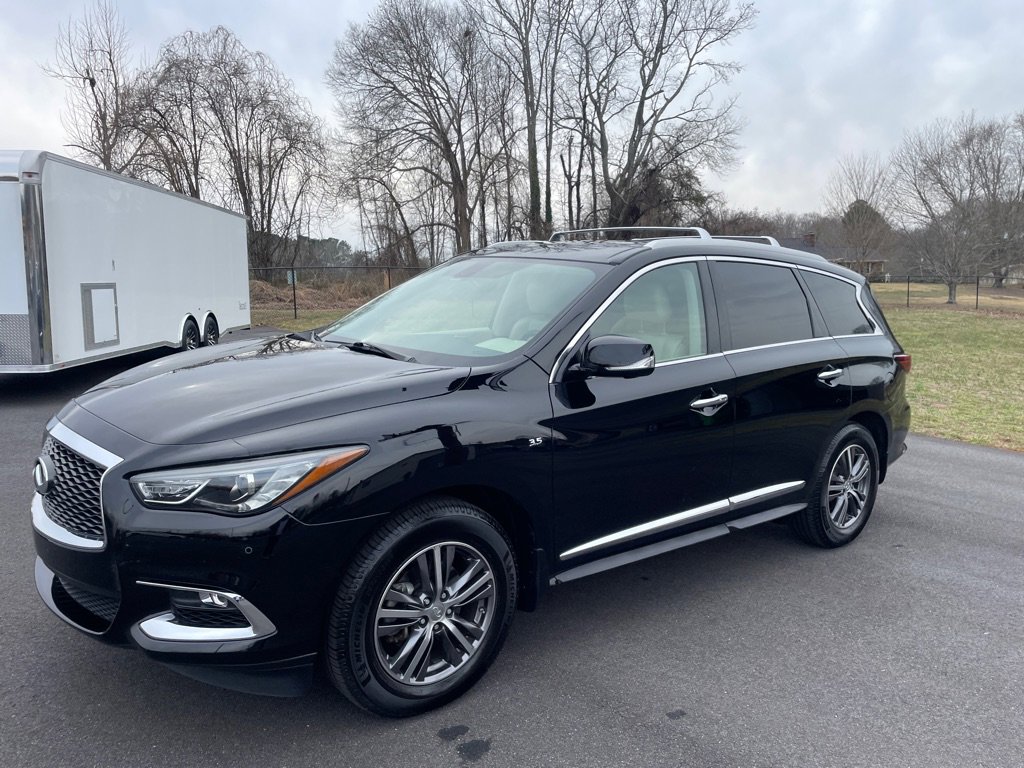 Used 2017 INFINITI QX60 FWD w/ Premium Plus Package image 2