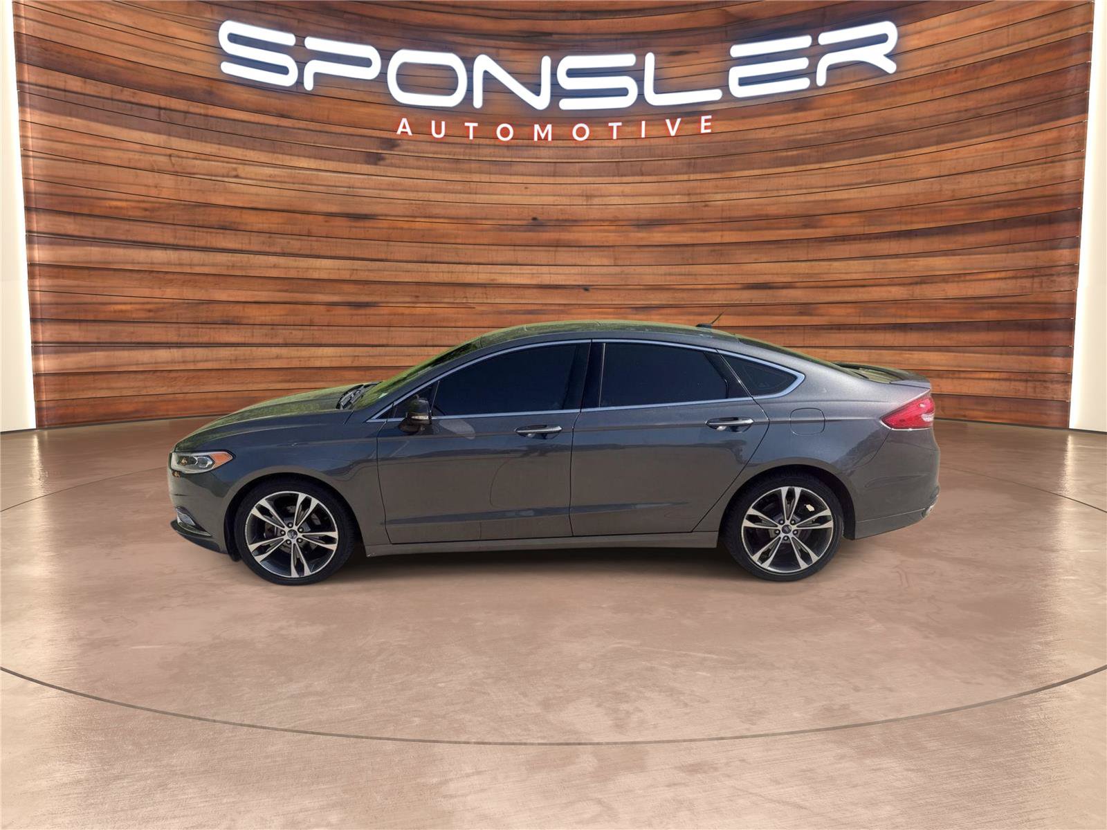 Used 2017 Ford Fusion Titanium AWD/4WD image 2