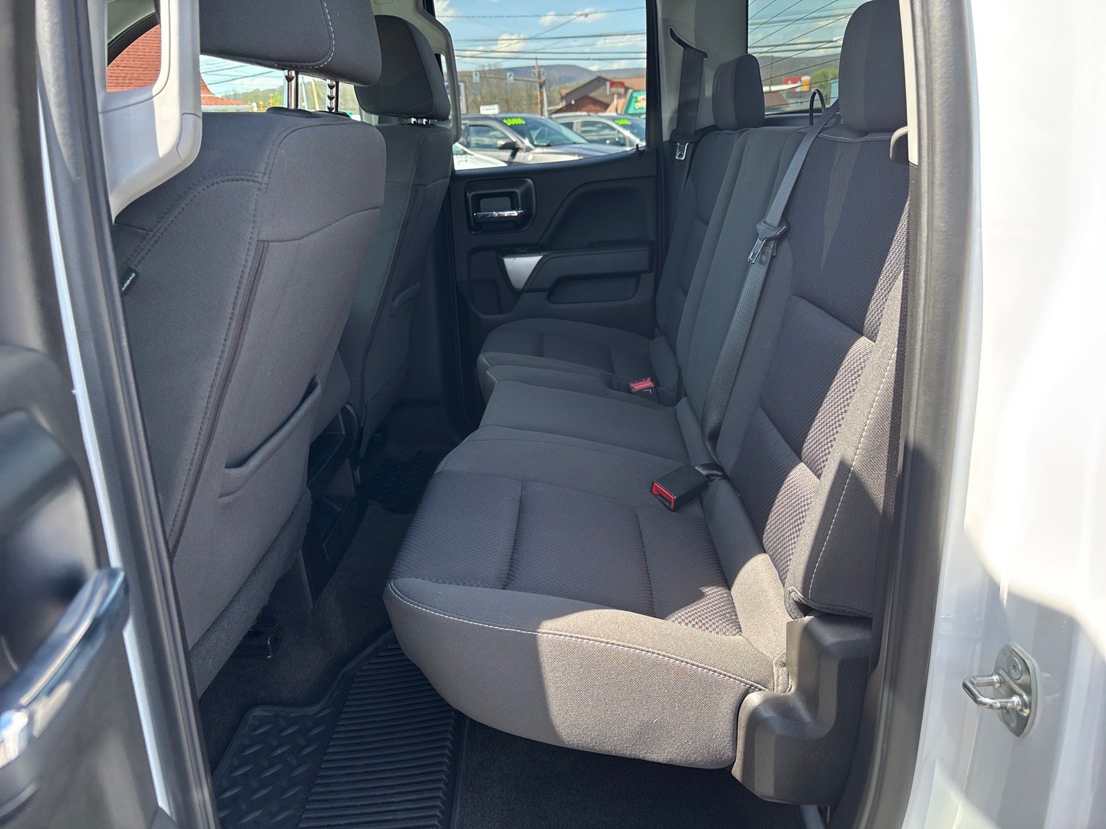 Used 2018 Chevrolet Silverado 1500 LT w/ All Star Edition AWD/4WD image 15