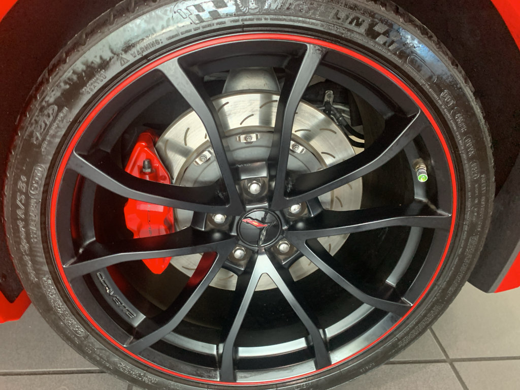 Used 2019 Chevrolet Corvette Grand Sport RWD image 25