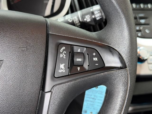 Used 2017 Chevrolet Equinox LS AWD/4WD image 16
