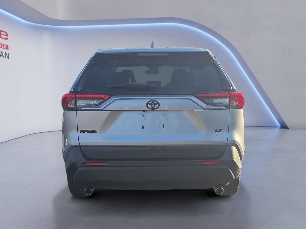 Used 2023 Toyota RAV4 LE image 4