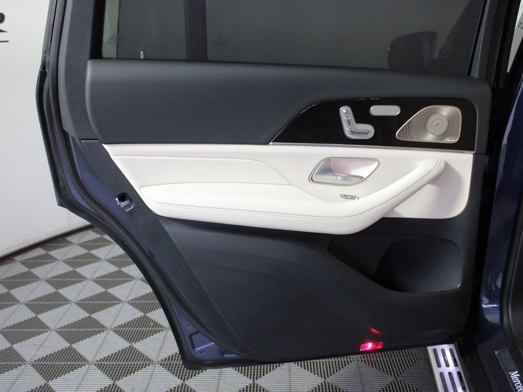 New 2026 Mercedes-Benz GLS 450 4MATIC image 28
