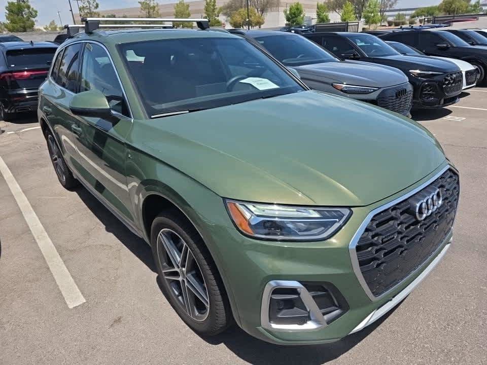 Used 2025 Audi Q5 e Premium AWD/4WD image 3